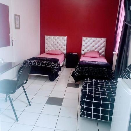 Le Cedre Hotel Saint-Denis  Ngoại thất bức ảnh